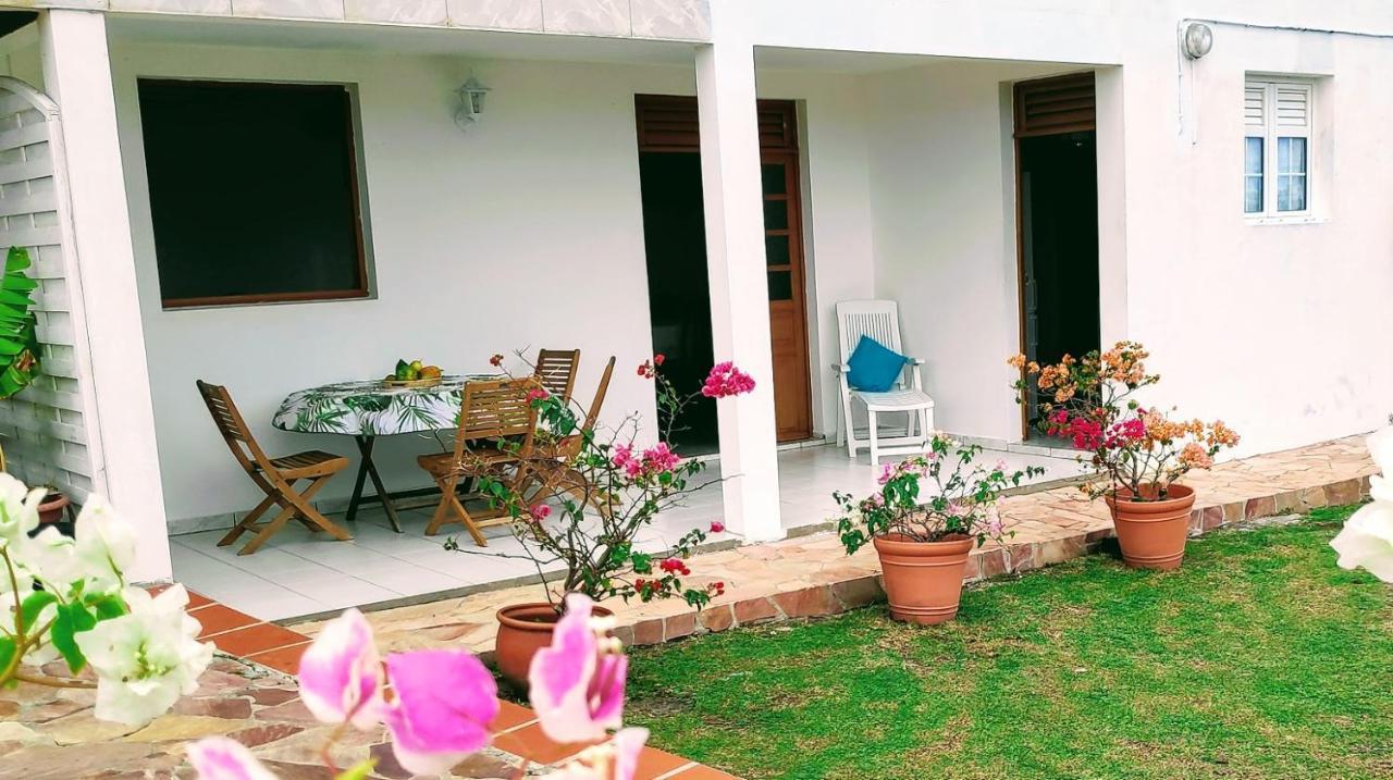 Ferienwohnung Ti Calebasse Le Vauclin Exterior foto