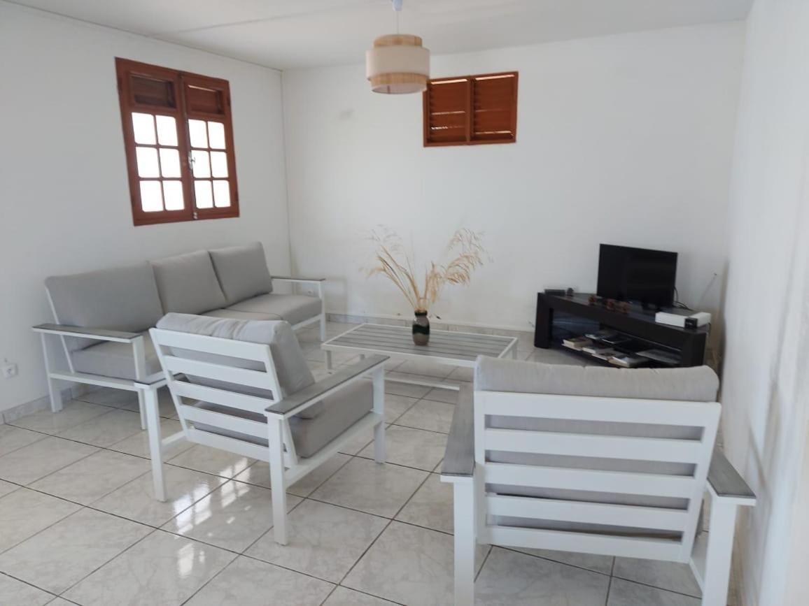 Ferienwohnung Ti Calebasse Le Vauclin Exterior foto